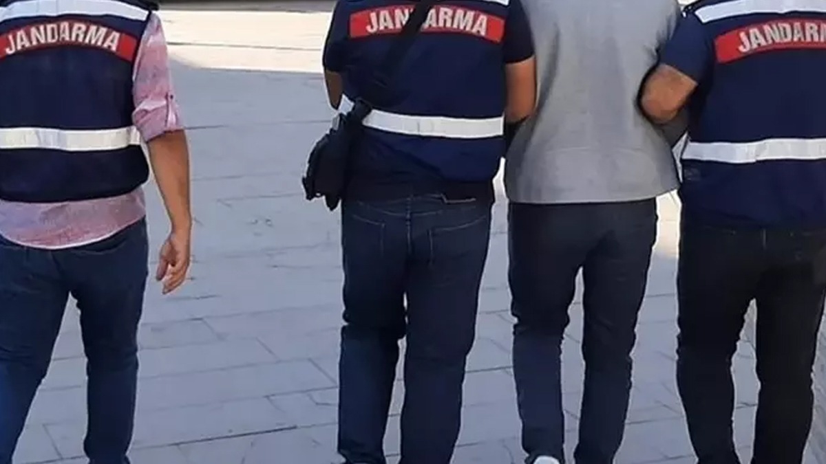 Yunanistan'a kaacaklard! 13 terr phelisi kskvrak yakaland