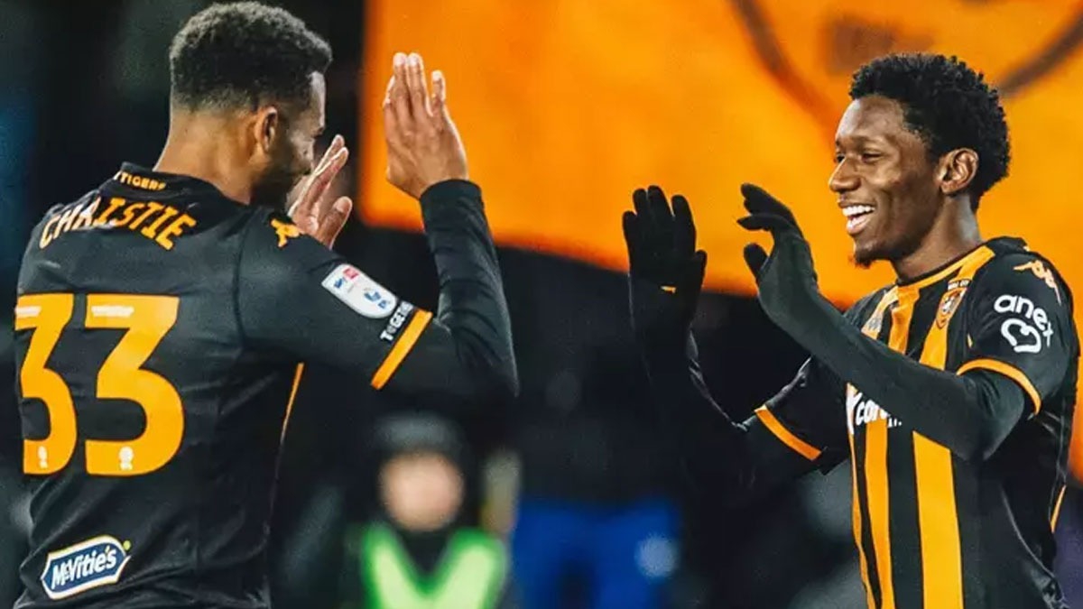 Hull City'den farkl galibiyet!