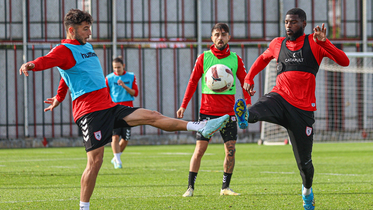 Samsunspor'da Adana Demirspor mesaisi sryor