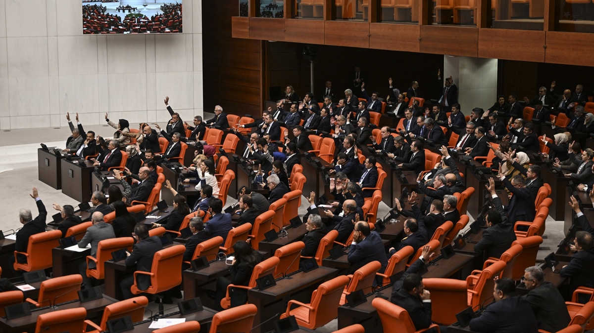 Uluslararas anlamalara ilikin 5 kanun teklifi TBMM'de kabul edildi