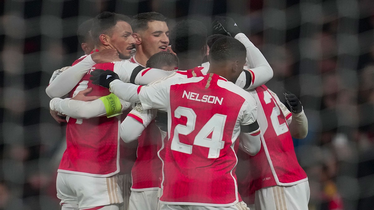 Arsenal, Lens'i farkl malup etti!