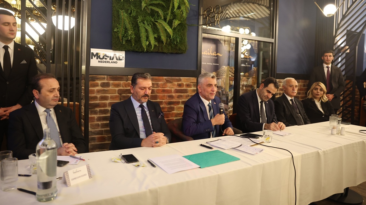 Ticaret Bakan Bolat'tan Hollanda'da nemli temas