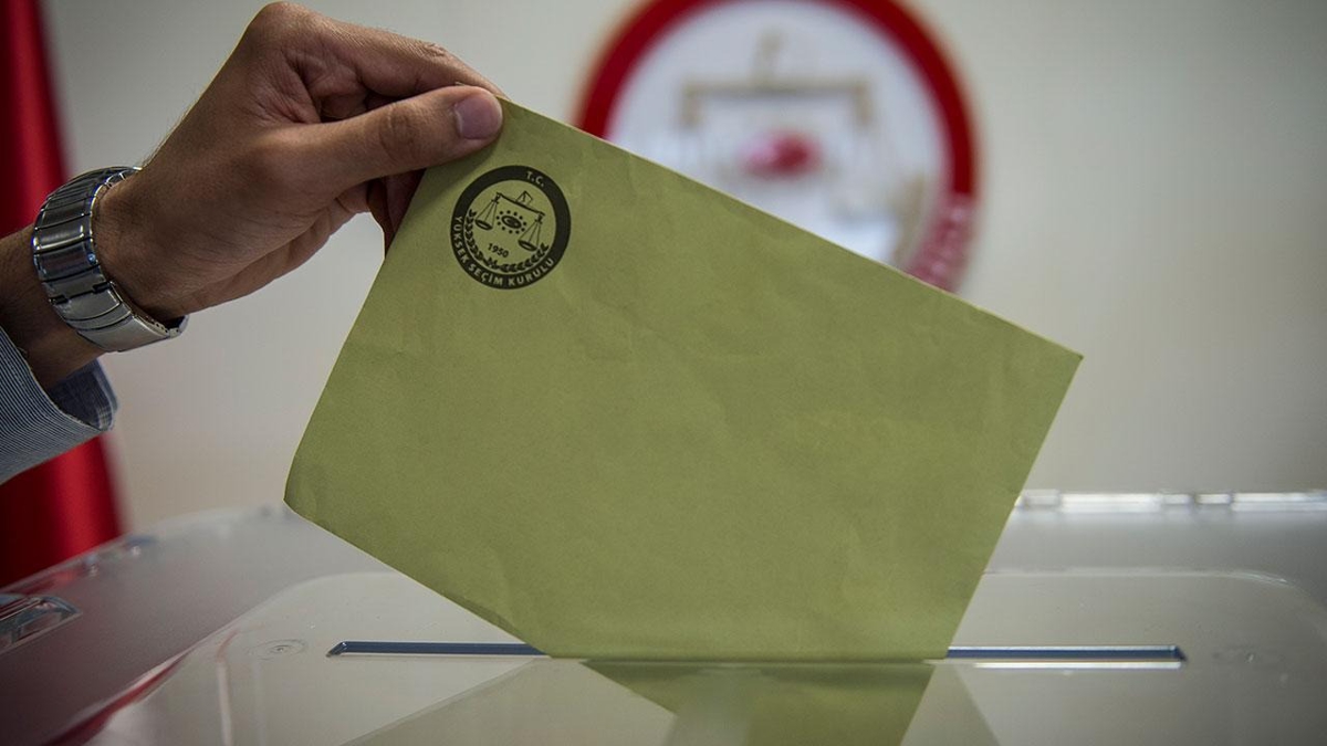 Yerel seimler ncesi AK Parti'den ''ittifak'' aklamas 