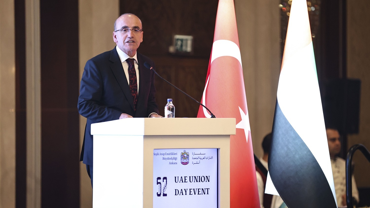 S&P'nin ''Trkiye'' karar sonras Bakan imek'ten aklama: Attmz admlar karlk buluyor