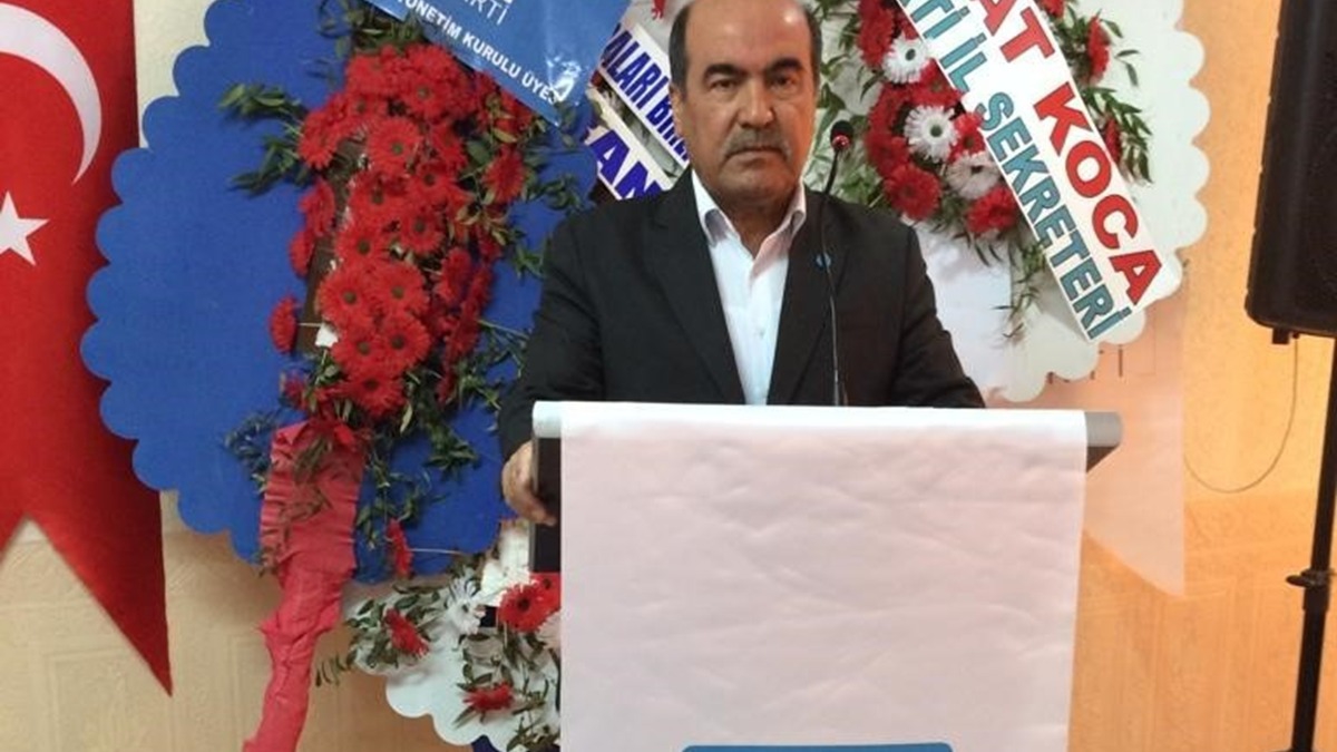 Y Parti'de st dzey istifa: Sade bir ye olarak bile kalamam