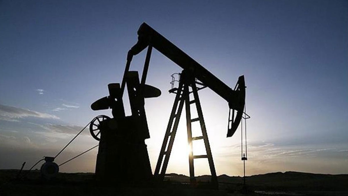Bat lkelerinin petrolde tavan fiyat uygulamas Rusya'ya 34 milyar avro zarar ettirdi
