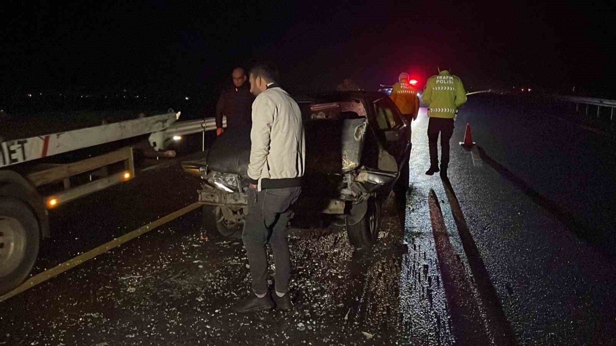 Siverek'te tr ile otomobil arpt: 4' ocuk 9 kii yaraland  