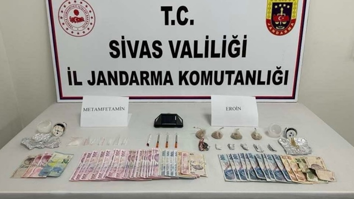 Sivas jandarmasından uyuşturucu operasyonu: 6 gözaltı