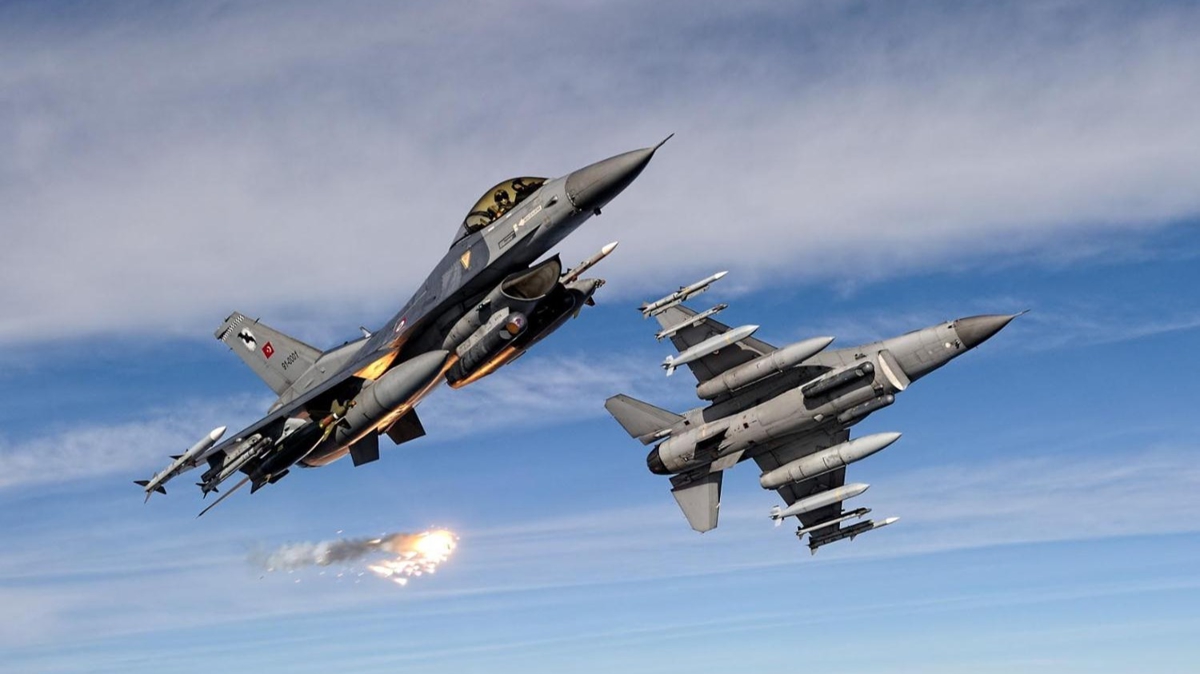 2 PKK'lı terörist, düzenlenen hava harekâtıyla etkisiz hâle getirildi