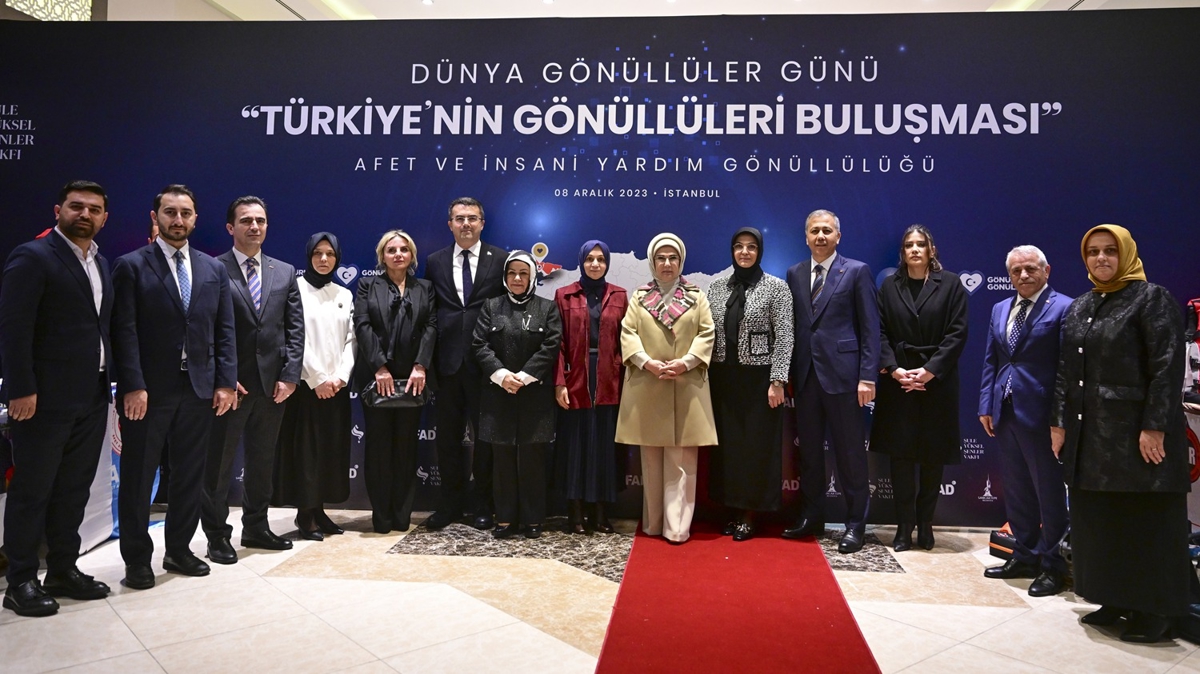Emine Erdoan'dan ''Trkiye'nin Gnllleri Bulumas'' programna ilikin paylam