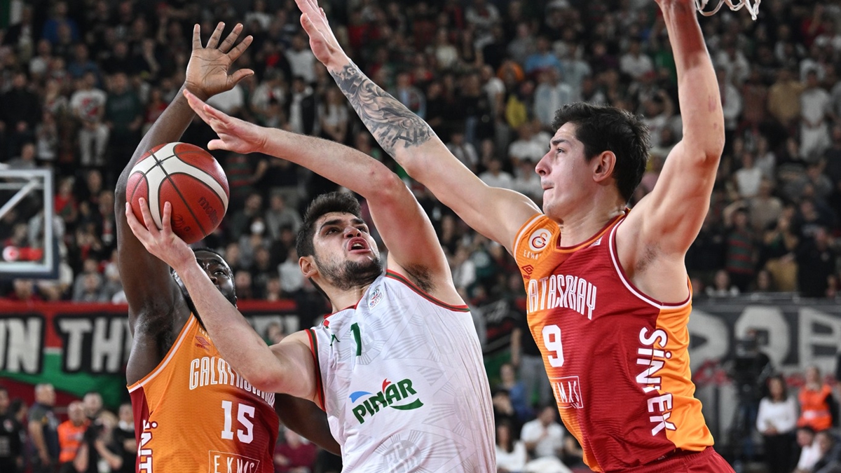 Pınar Karşıyaka, Galatasaray'ı farklı yendi