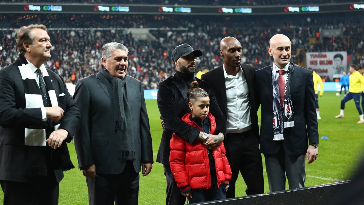 Quaresma ve Hutchinson'a büyük onur