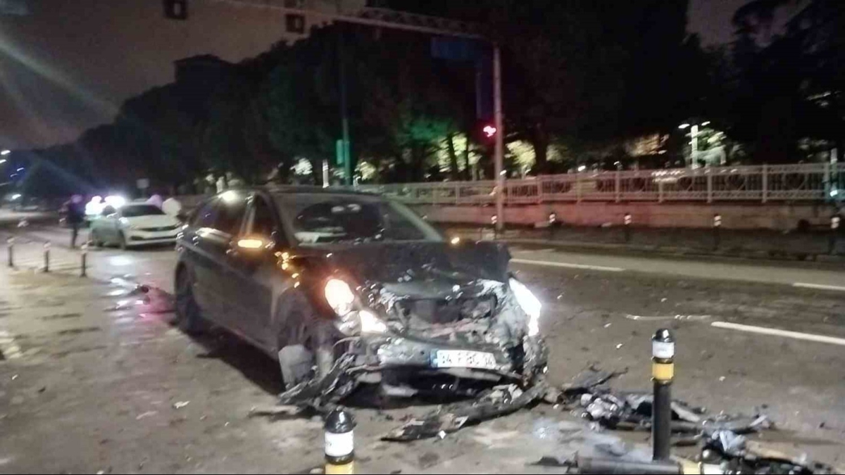 Alkoll src trafik klarnda duran aralara arpt