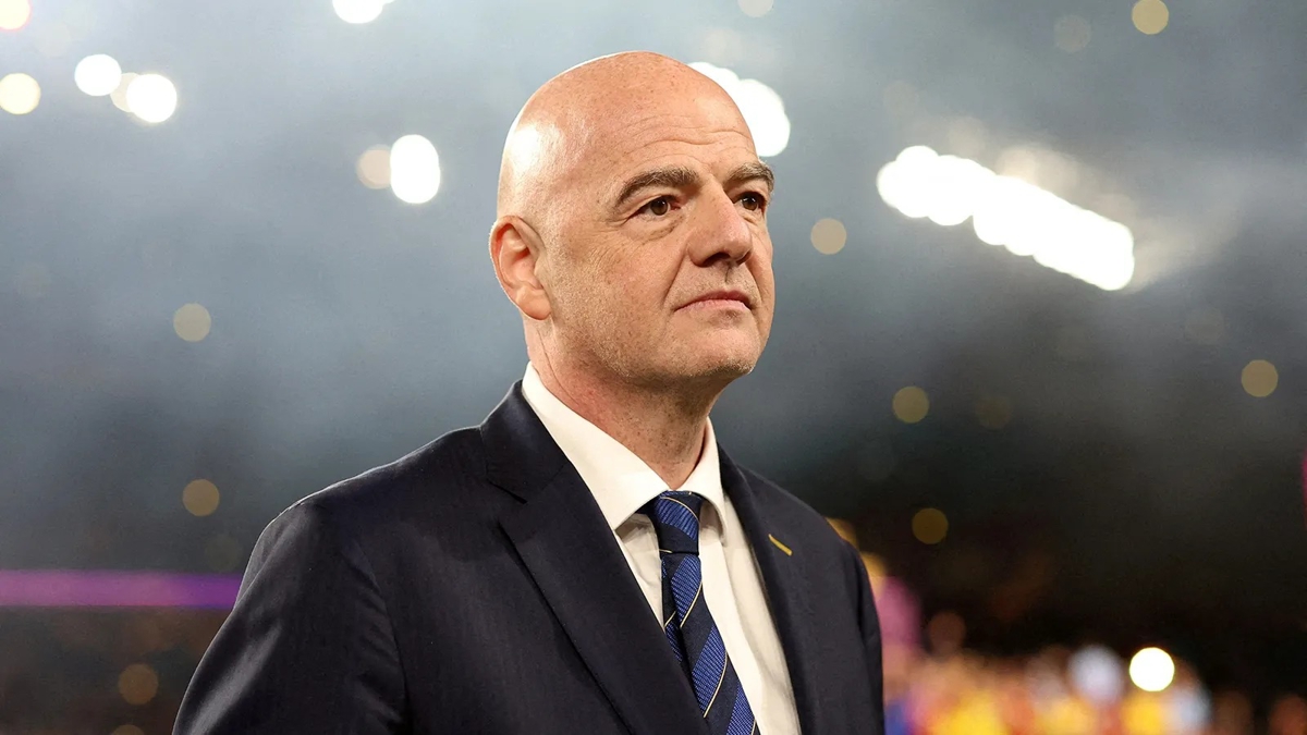FIFA Bakan Infantino'dan Halil Umut Meler aklamas
