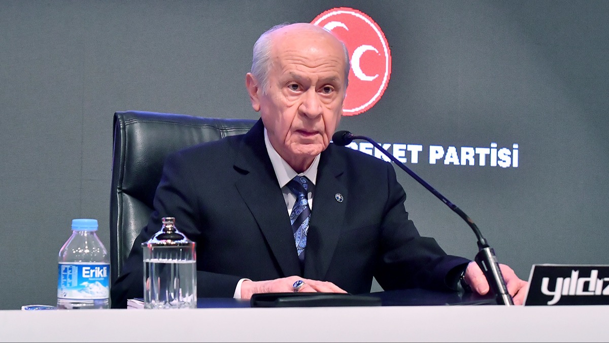 MHP Genel Ba�kan� Bah�eli'den hakem Meler'e y�nelik sald�r�ya ili�kin a��klama