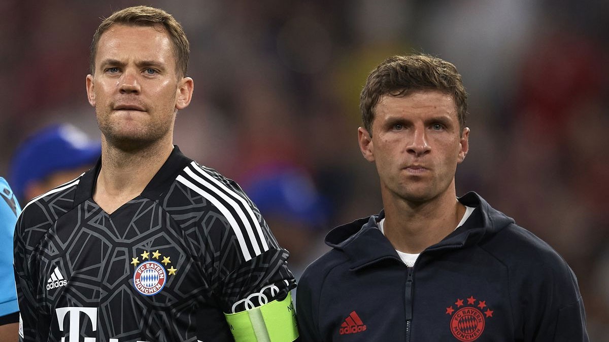 Bayern Mnih'te 4 isimle yollar ayrlyor