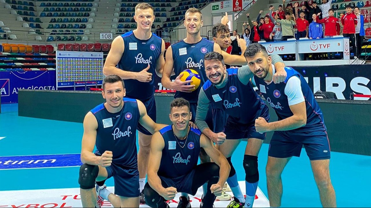 Halkbank evinde Benfica'y arlayacak