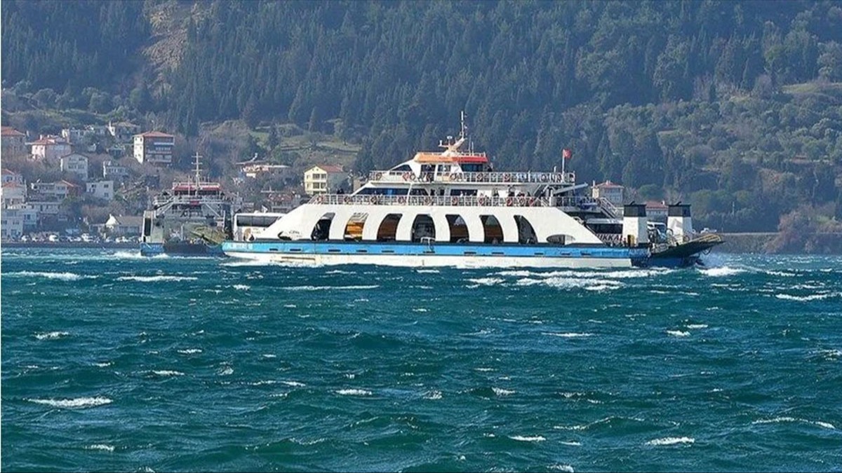 Gkeada ve Bozcaada feribot seferleri iptal edildi