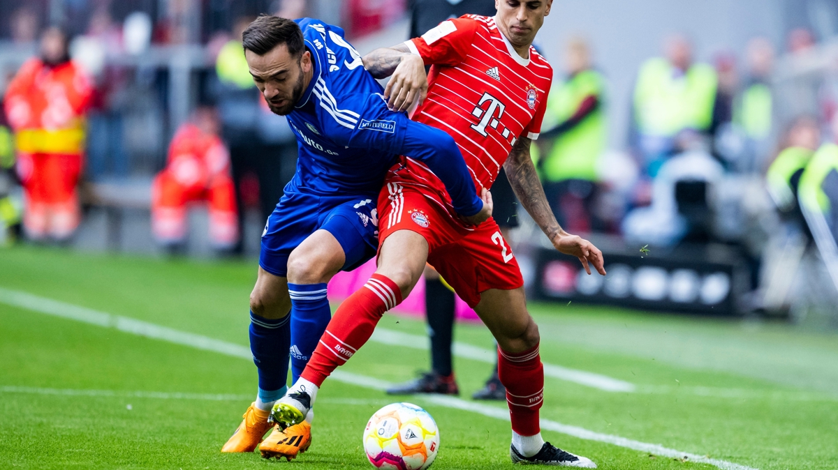 Kenan Karaman att, Schalke 1 puan kapt!
