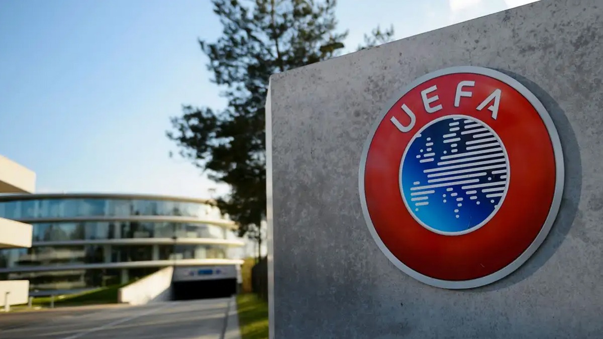 UEFA lke puan sralamas iin kyasya rekabet!