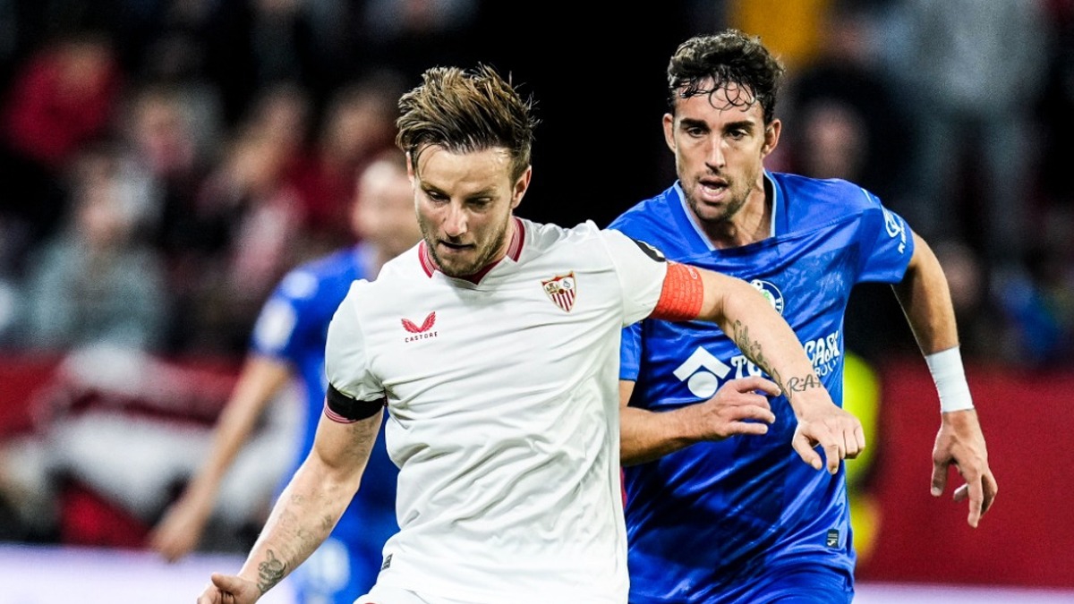 Sevilla'ya evinde souk du!