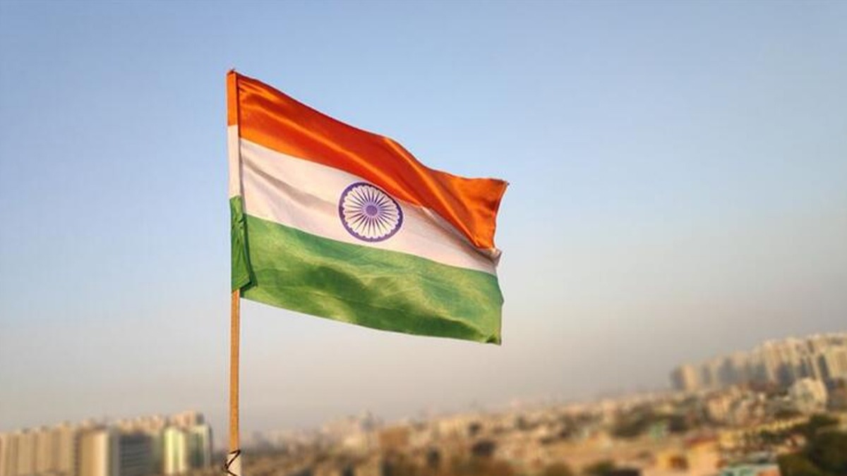 Hindistan'da 49 milletvekilinin meclise katlmna engel 