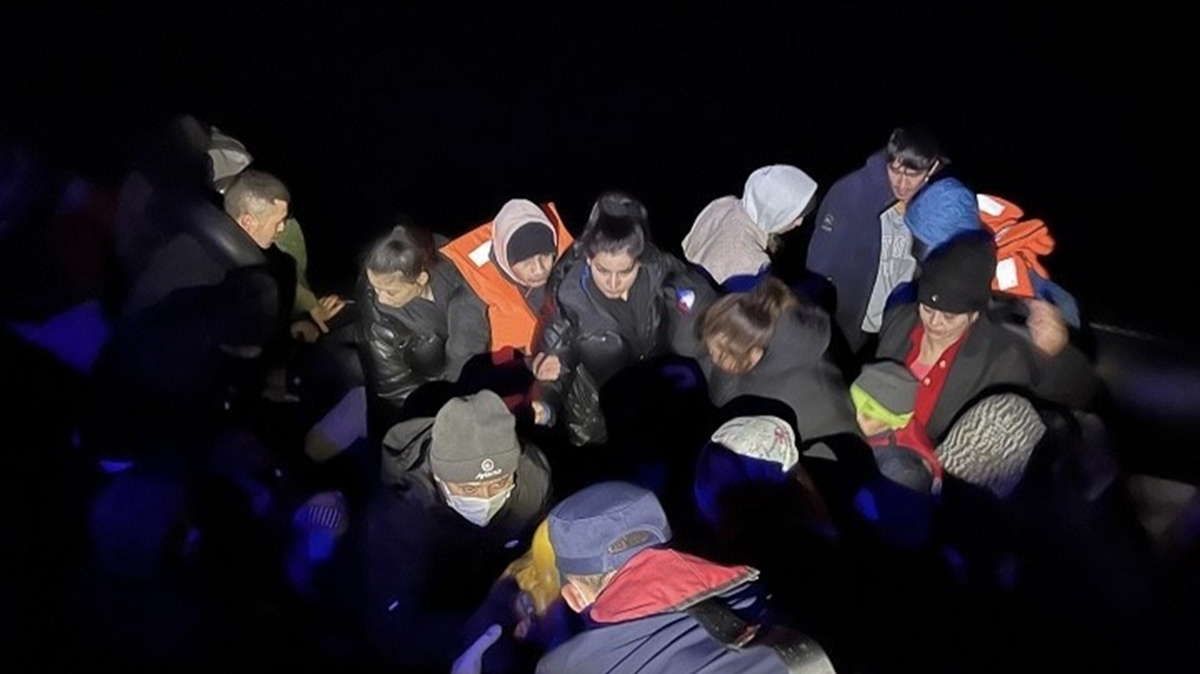 Çanakkale'de 34 kaçak göçmen yakalandı