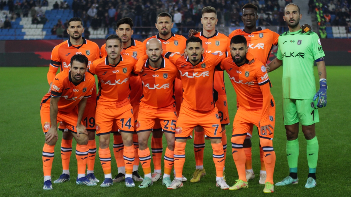 Baakehirli oyunculardan Trabzonspor ma sonras aklama!