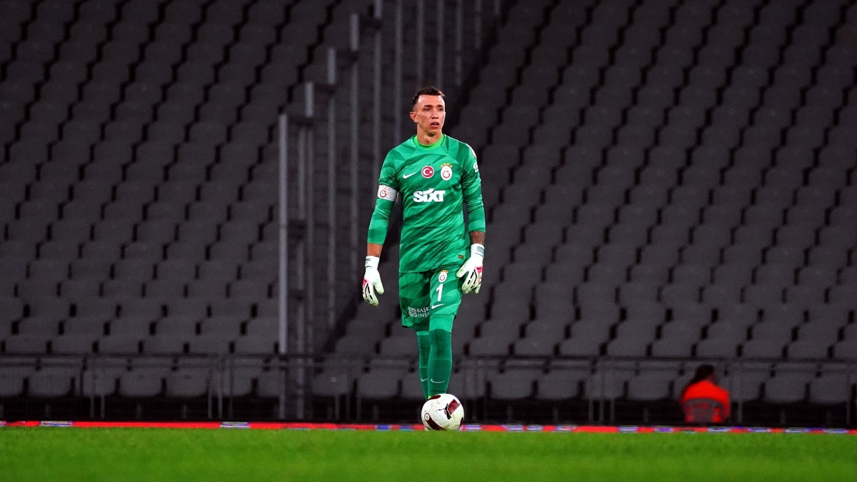 Fernando Muslera: Livakovic ve benim iin sakindi