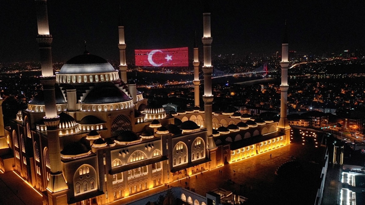 Sabah namaznda tm camilerde ehitlerimiz iin dua edilecek