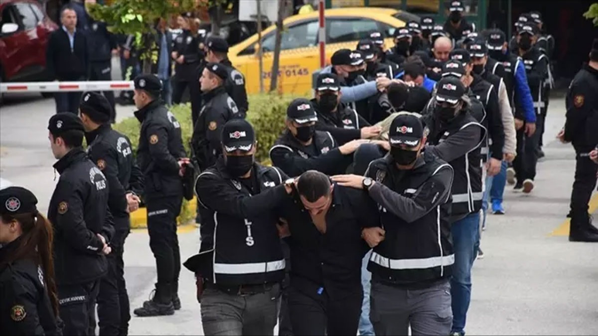 Bakan Yerlikaya aklad: Kafes-23 operasyonlarnda 5 yerel organize su rgt kertildi