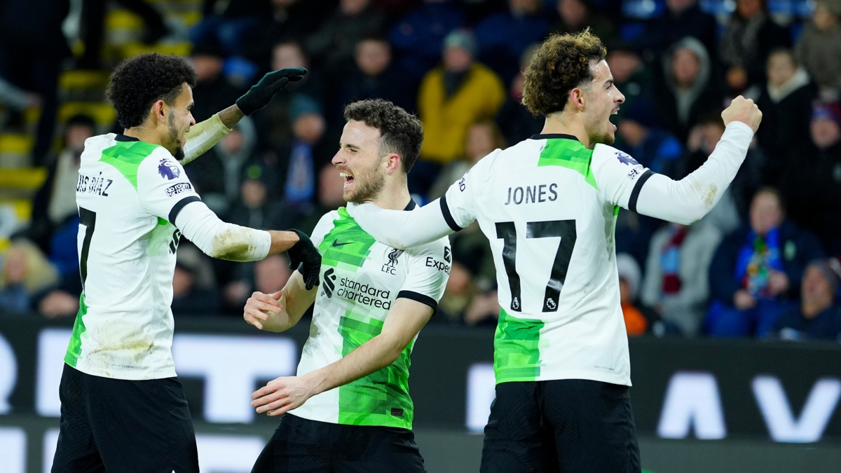 Liverpool, deplasmanda 3 puan ald!