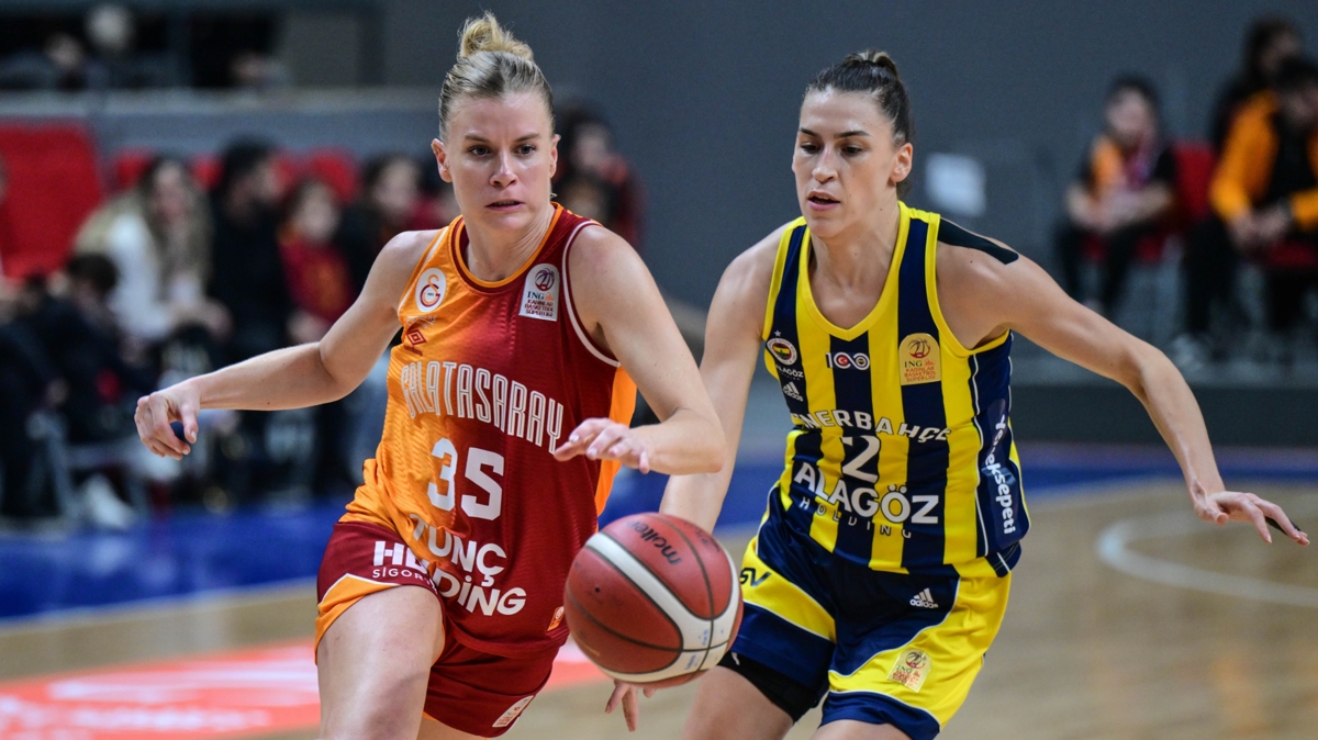 Basketbol derbisinde kazanan Fenerbahe