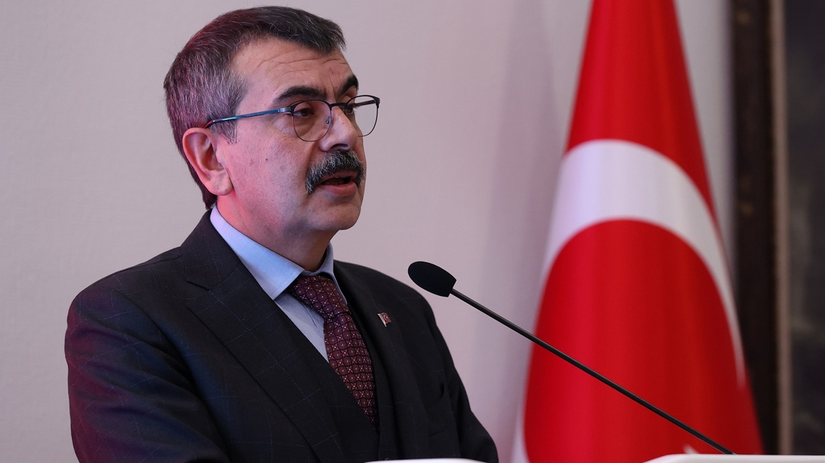 Bakan Tekin: Eitim retim sreci seferberlik ruhuyla alabilecek bir durum
