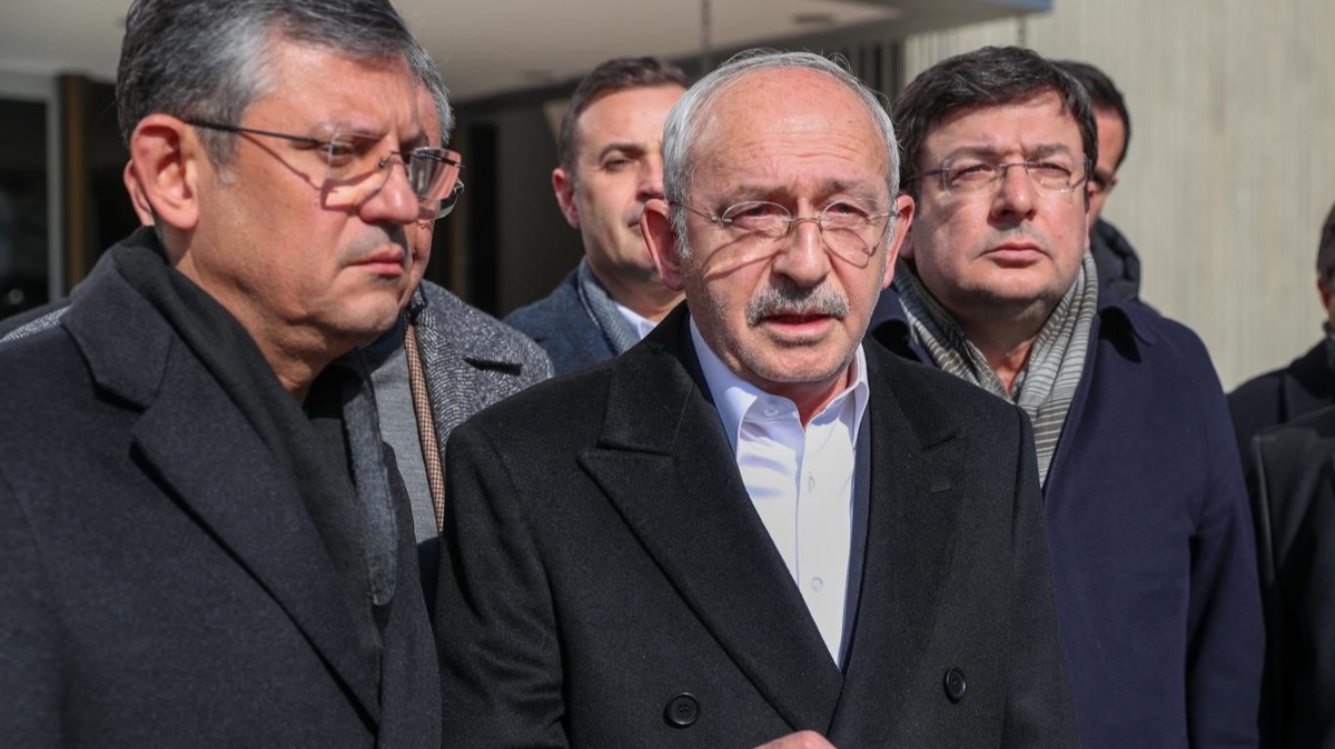 Kılıçdaroğlu İzmir'de yarışı bıraktı