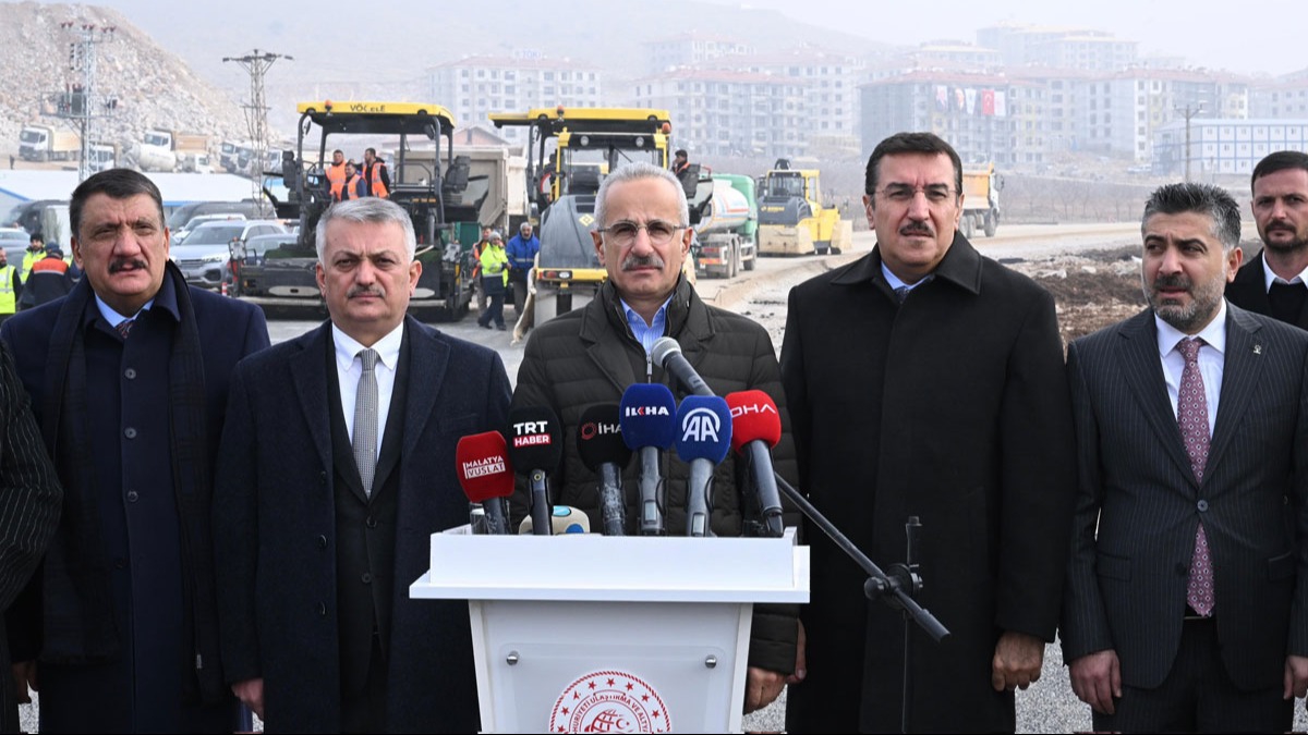 6 ubat depremlerinden etkilenen yollar iin 2024'te 12 milyar lira harcanacak