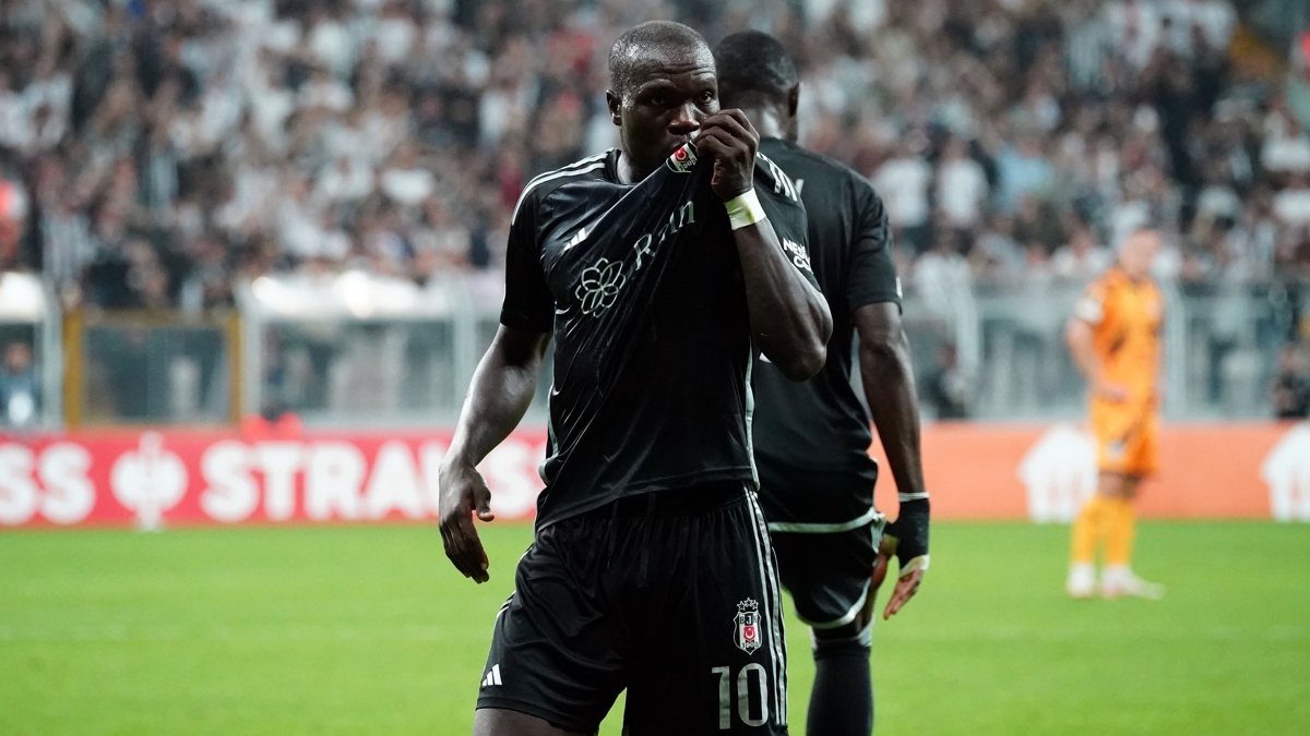 Be�ikta�'ta kadro d��� kalanlar�n durumu yeni hocaya ba�l�