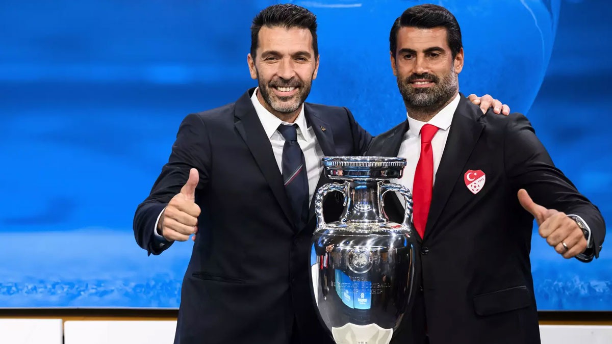 Buffon'dan futbolda �a� de�i�tirecek istek: Kale boyutlar� de�i�tirilsin 