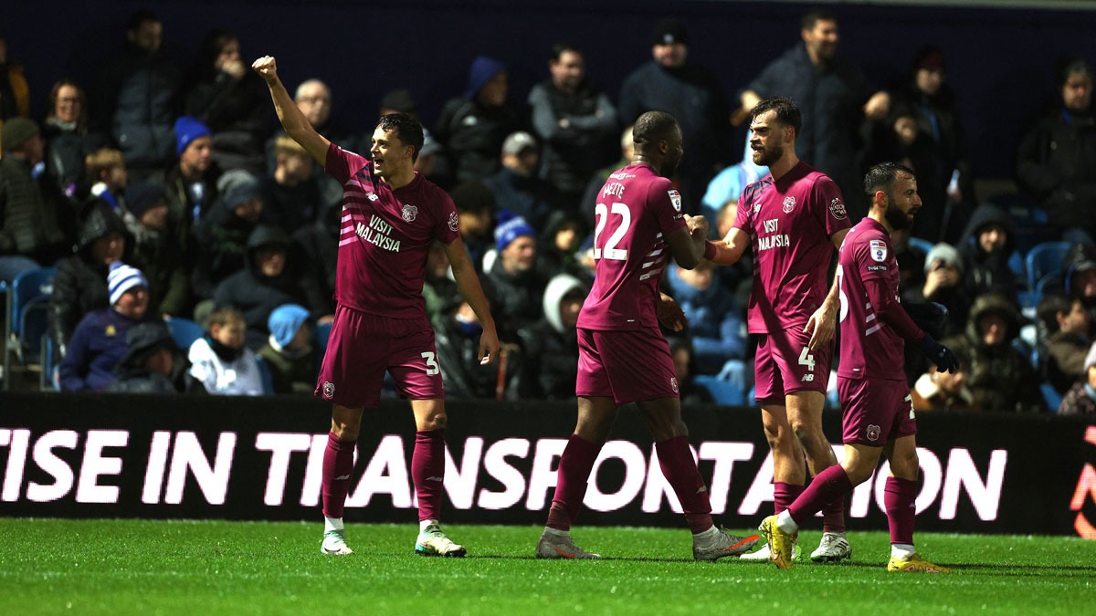 Erol Bulut'un Cardiff'i QPR engelini 2 golle ge�ti