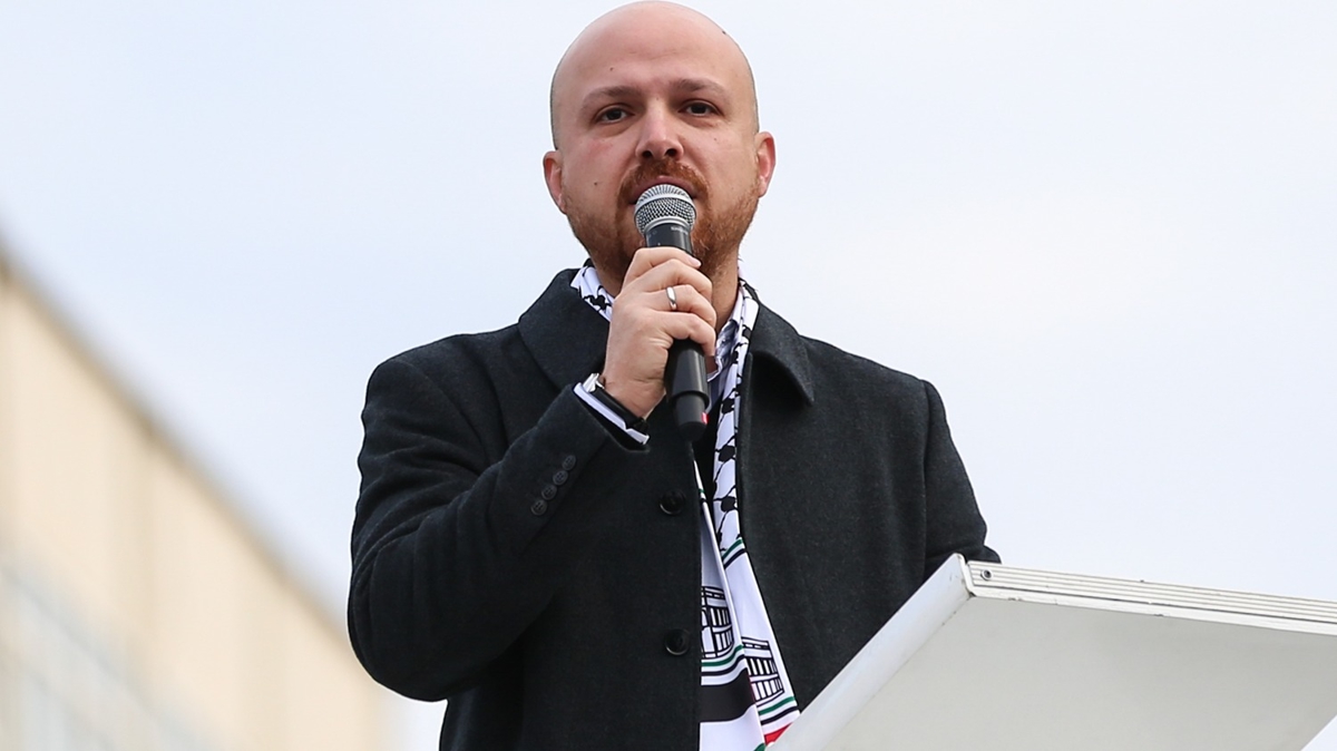 Galata K�pr�s�'nde tarihi y�r�y��... Bilal Erdo�an: �ehitlerimizin katillerinin kim oldu�unu biliyoruz