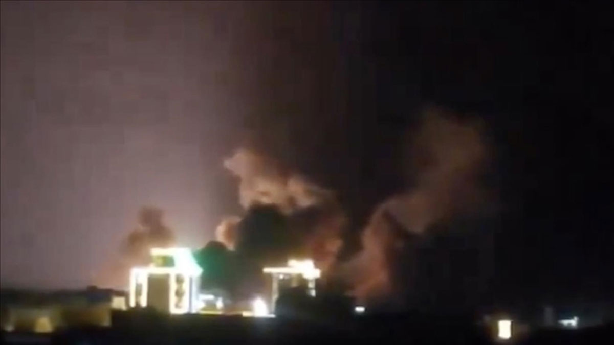 ABD g��leri Yemen'deki Husilere ait radar tesisine tekrar sald�rd�