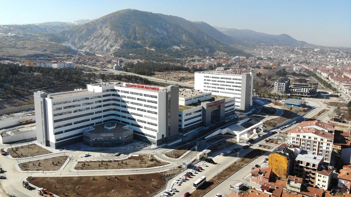 510 yatak kapasiteli K�tahya �ehir Hastanesi'nin �al��malar� devam ediyor