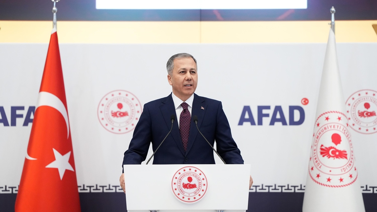 6 �ubat depremlerinin 1. y�l�... Bakan Yerlikaya: 41 bin konut Ba�kan Erdo�an'�n kat�l�m�yla teslim edilecek