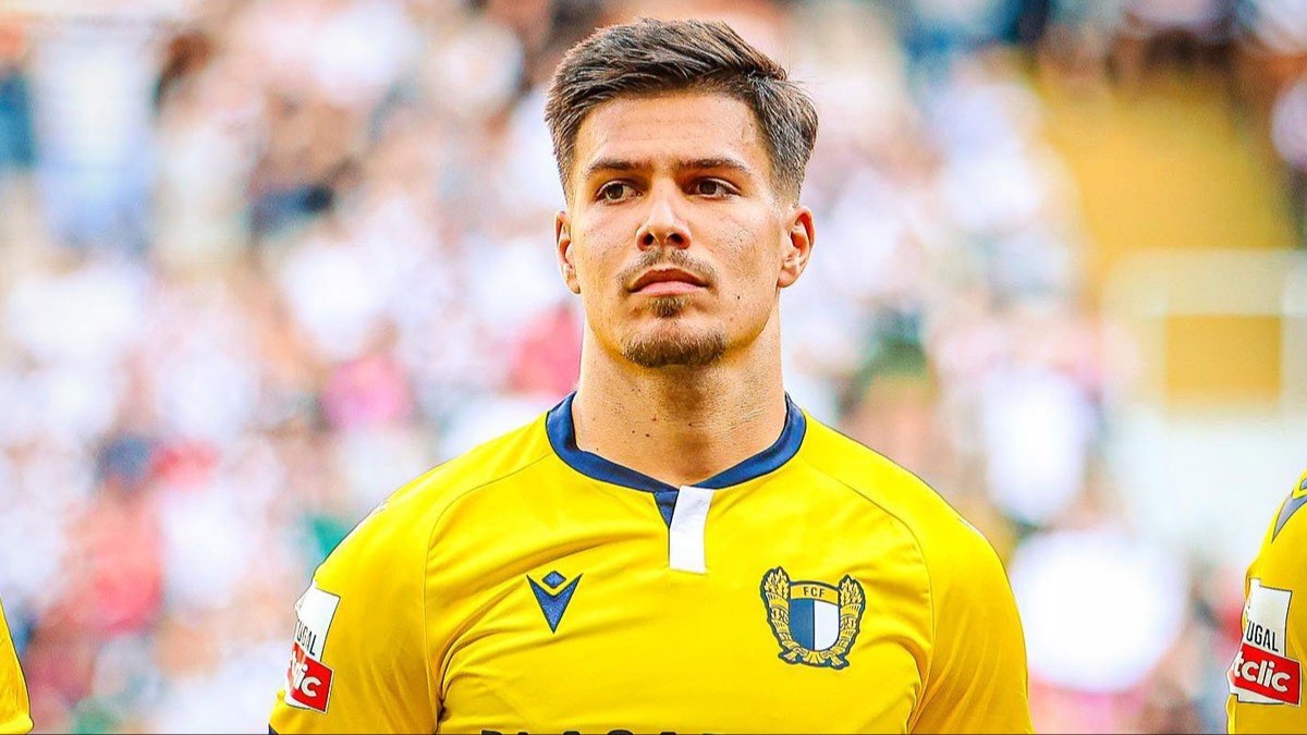 Galatasaray'a Francisco Moura'dan ret!