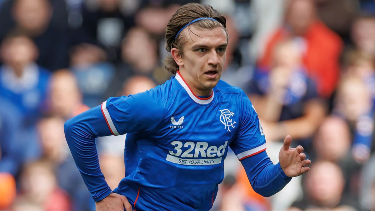 Galatasaray'da beke 2 yerli aday! Ya R�dvan Y�lmaz ya da Levent Mercan