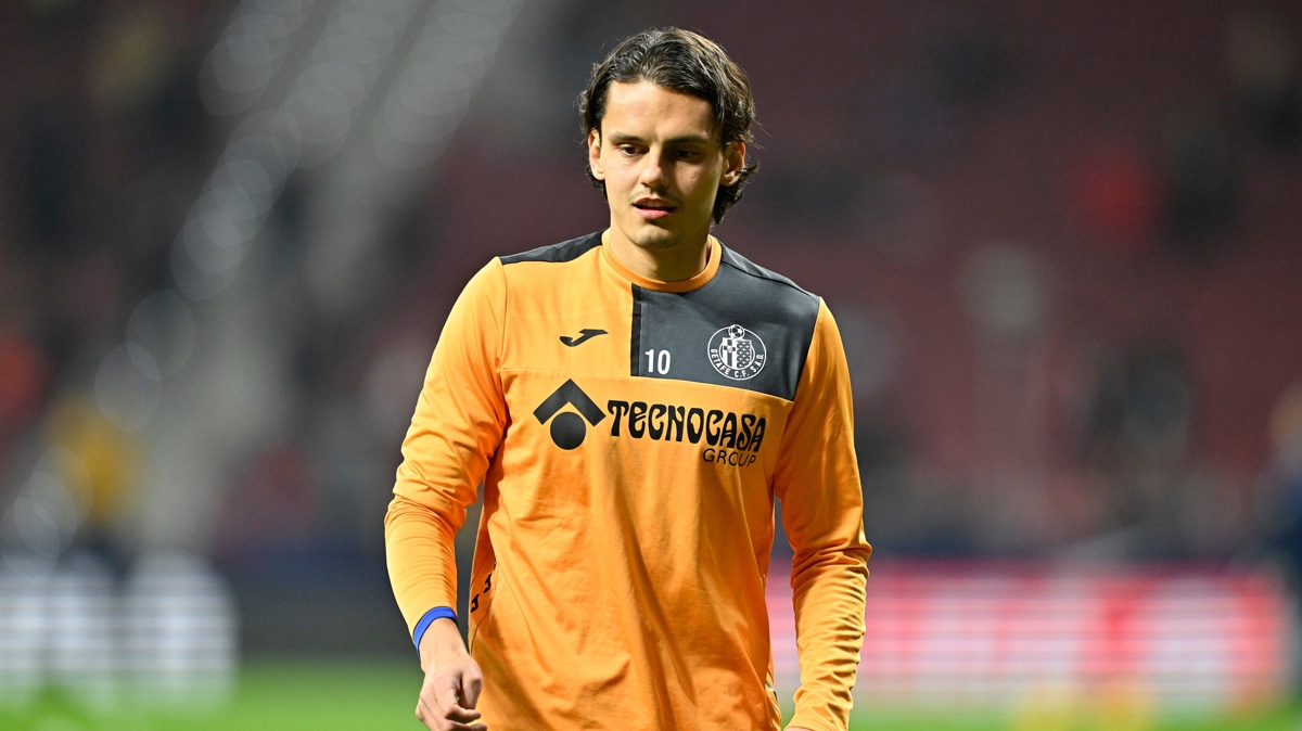 Transferi resmen duyuruldu! Enes �nal, Premier Lig yolcusu