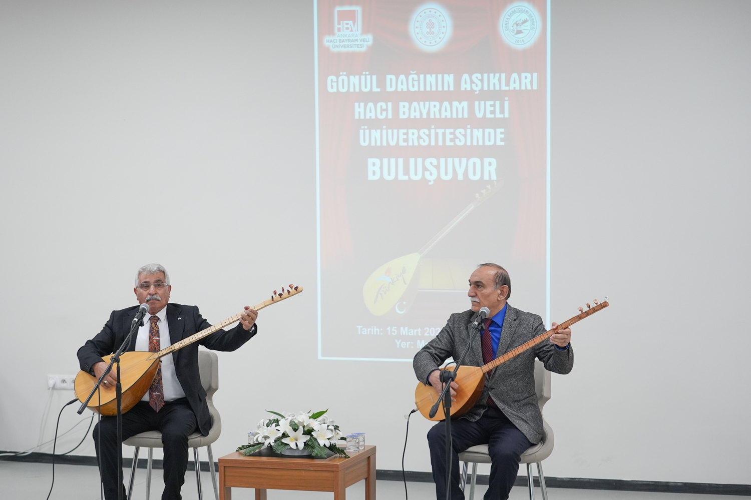 'T�rk�lerin G�zesi A��k Veysel'den Mahzuni'ye T�rk�lerimiz' �d�lleri sahiplerini buldu