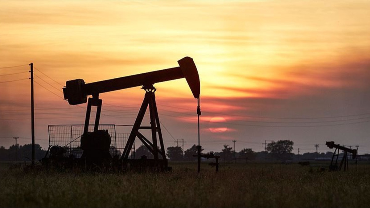 Brent petrol ekim ay�ndan bu yana en y�ksek seviyesine ula�t� 