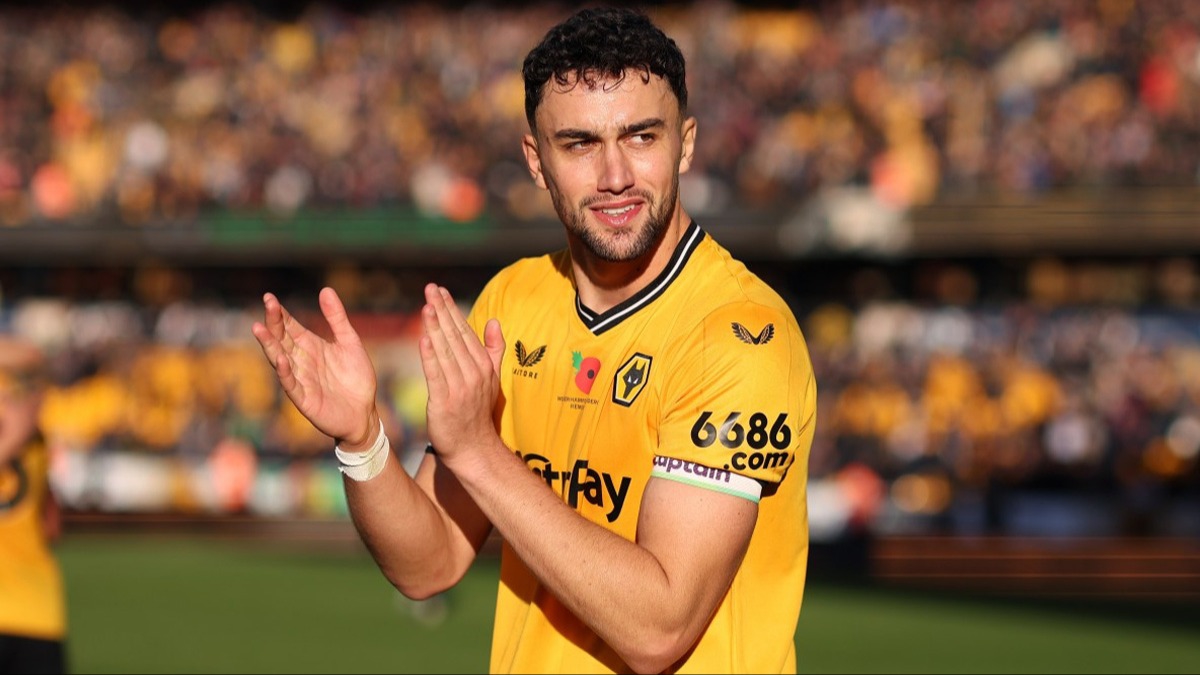 Manchester United'da stoper hamlesi