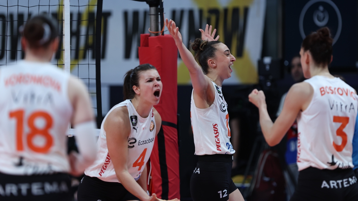 Sultanlar Ligi'nde ikinci finalist Eczac�ba�� Dynavit!